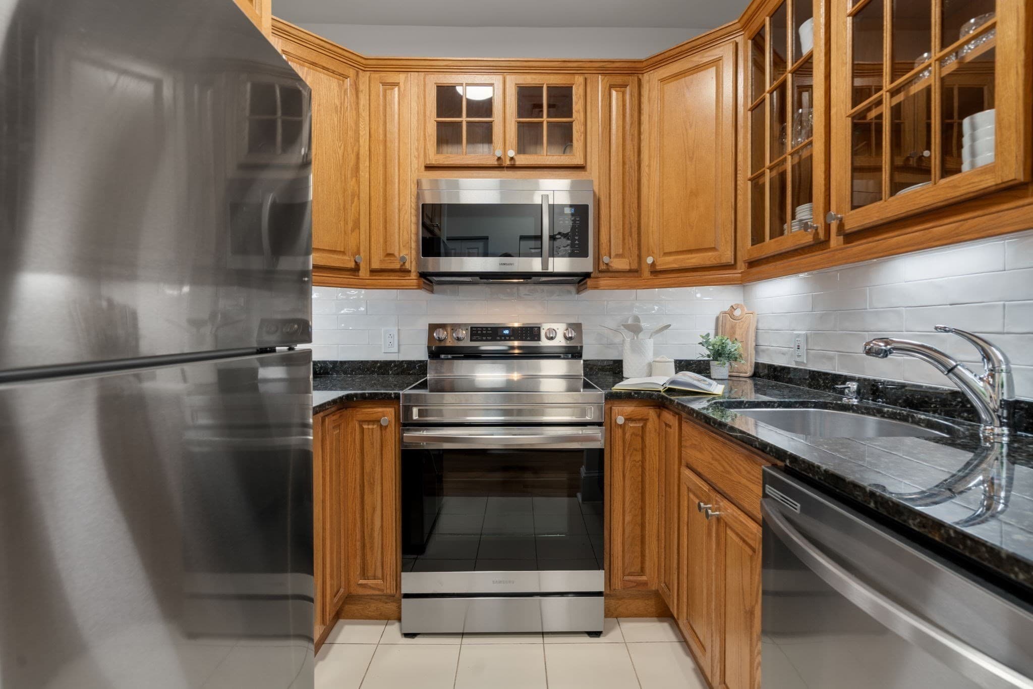Condominium at 280 Commonwealth Ave # 102, Boston MA 02116, photo 9 of 24