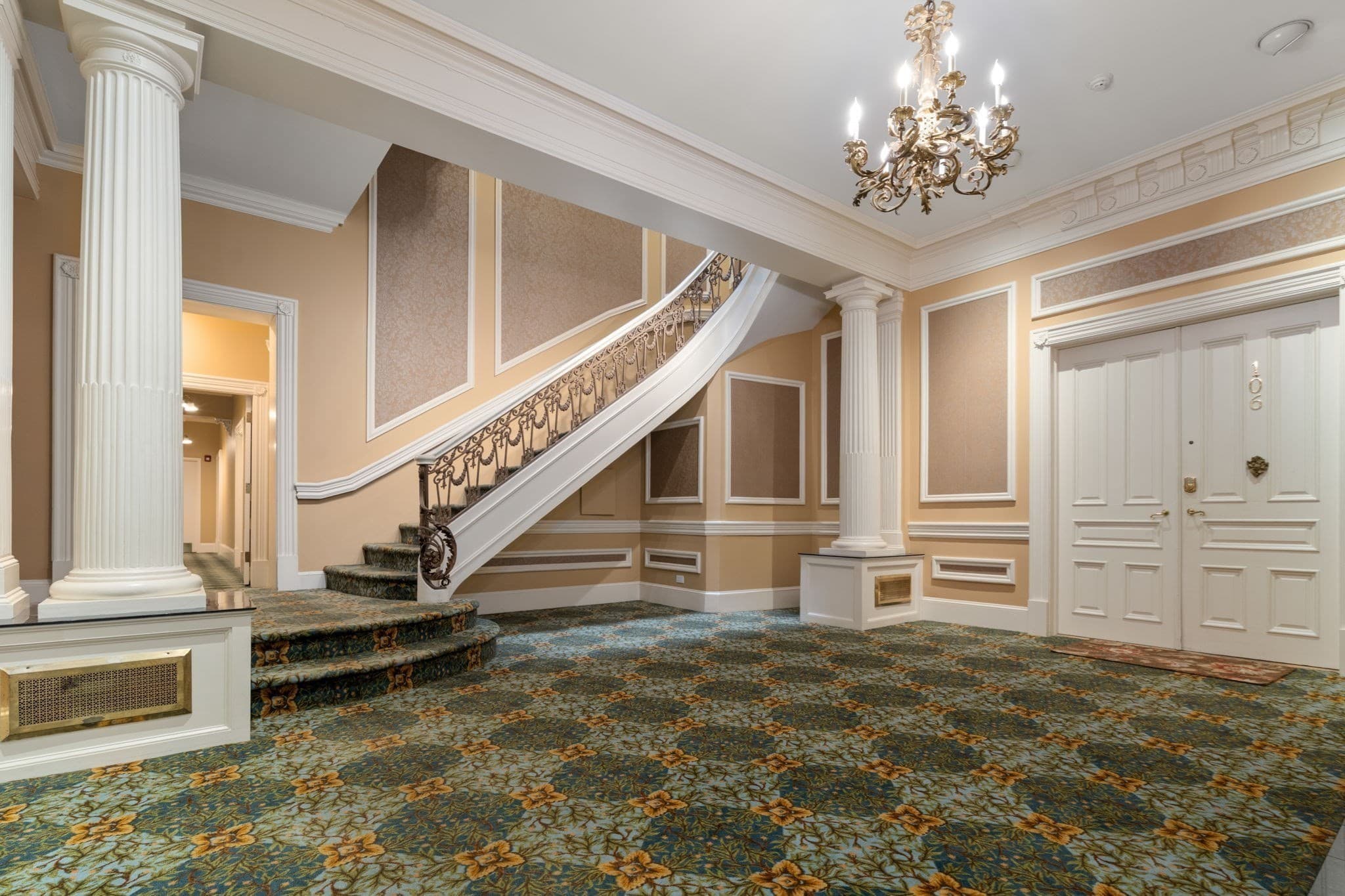Condominium at 280 Commonwealth Ave # 102, Boston MA 02116, photo 14 of 24