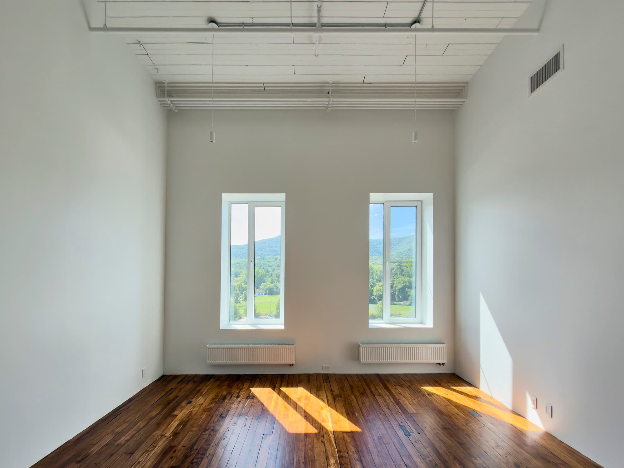 Condominium at 520 State Road # 403, North Adams MA 01247, photo 14 of 38