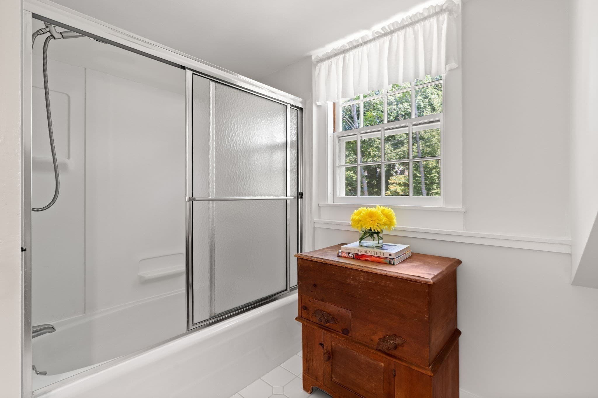 Single Family Residence at 25 Bennett St, Manchester MA 01944, Manchester, photo 17 of 26