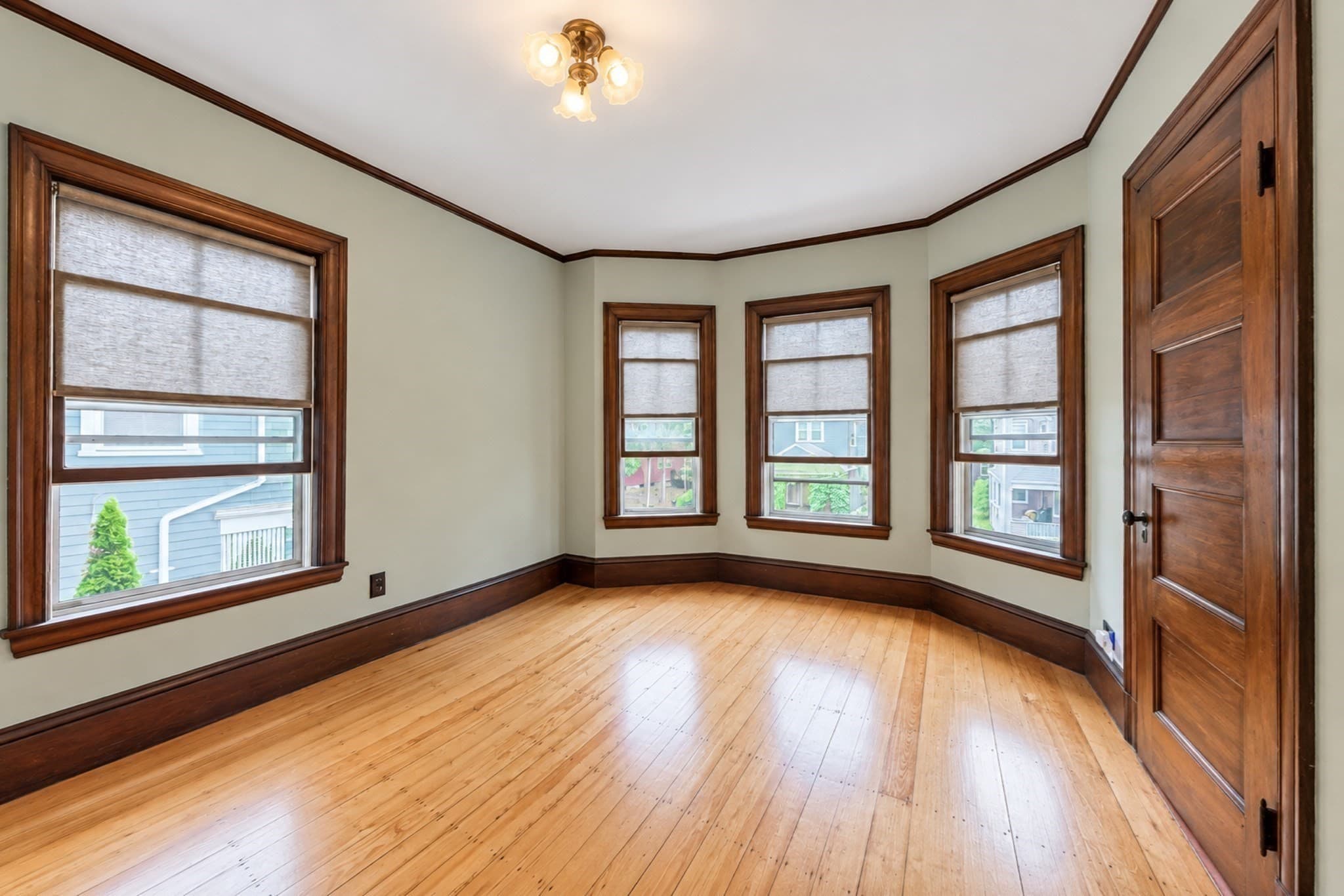 Single Family Residence at 6 Menlo St, Boston MA 02135, photo 23 of 42