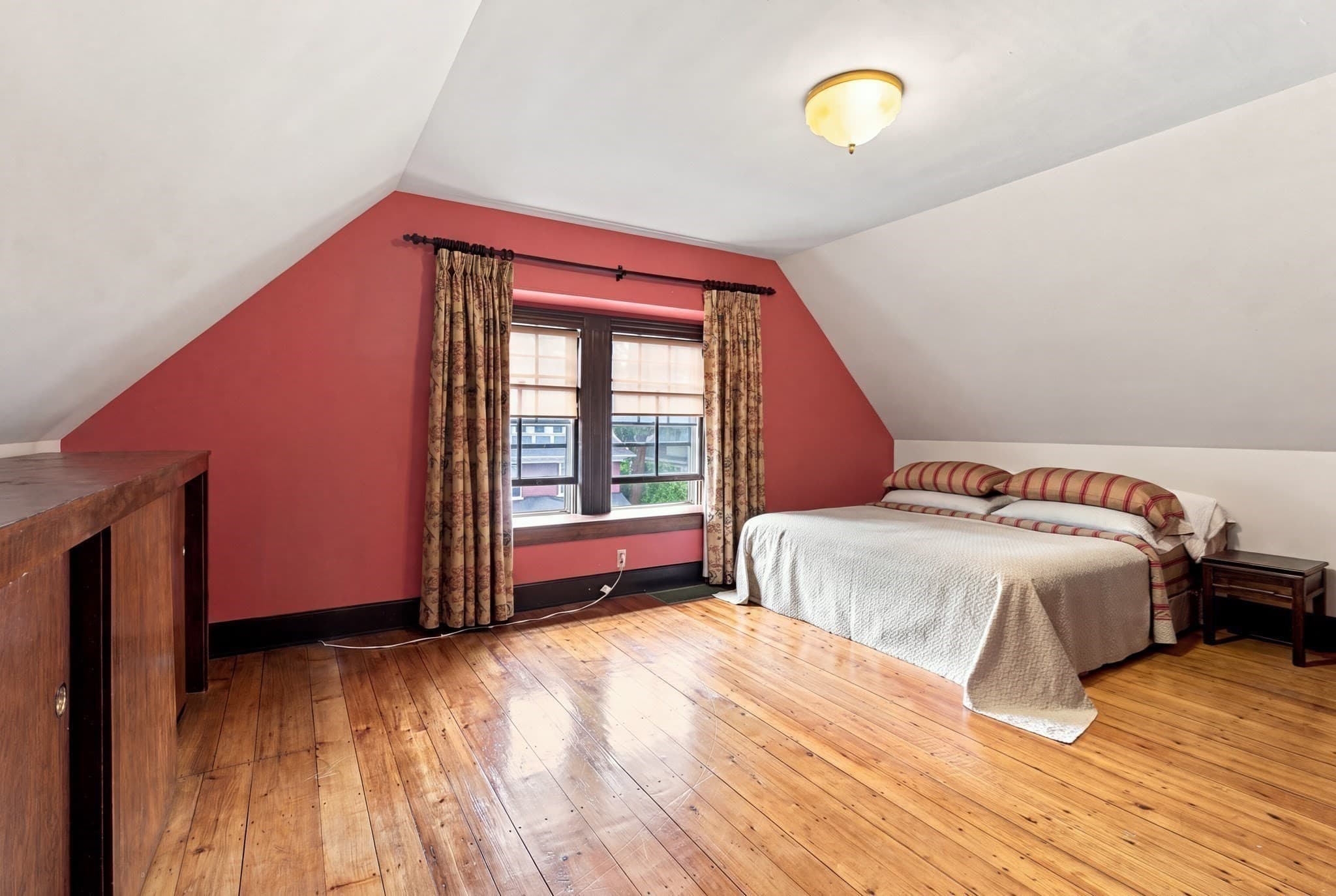 Single Family Residence at 6 Menlo St, Boston MA 02135, photo 31 of 42