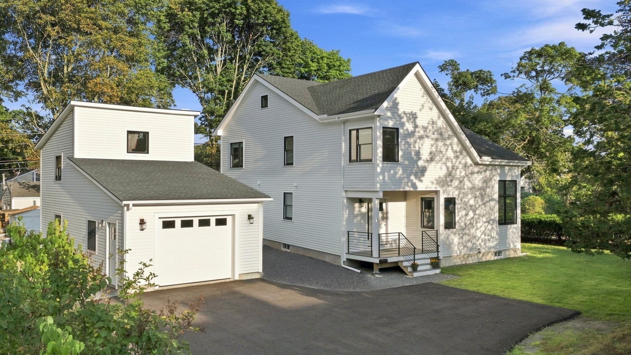 Single Family Residence at 1 Dartmouth Road, Marblehead MA 01945, Marblehead, photo 2 of 39
