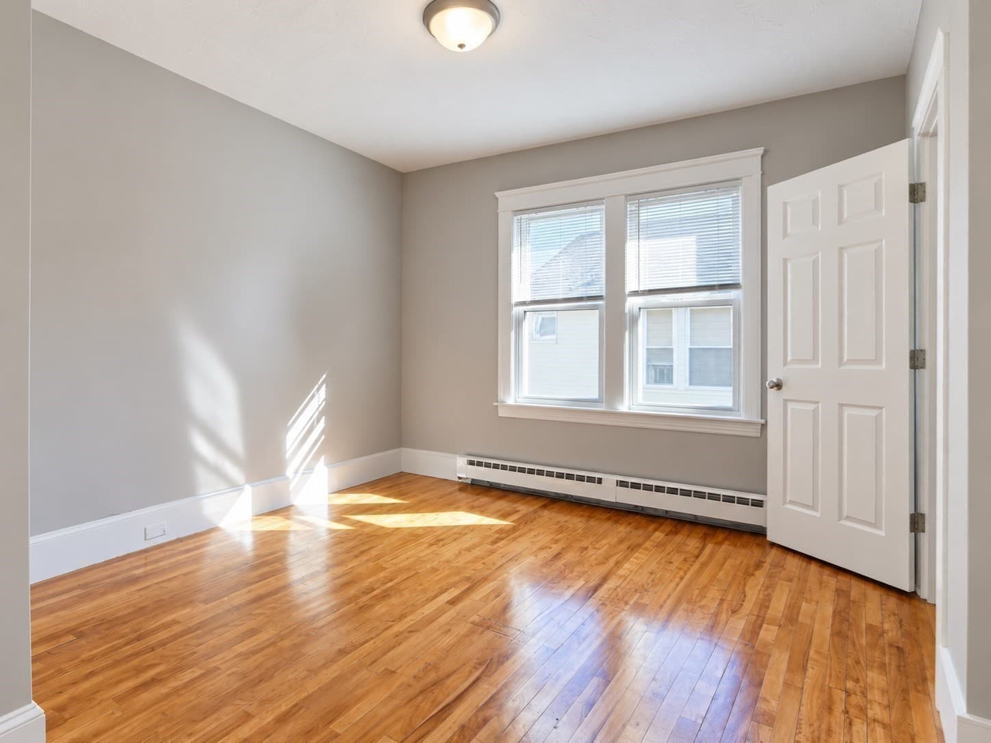 3 Family at 320 Hamilton St, Worcester MA 01604, Worcester, photo 7 of 17