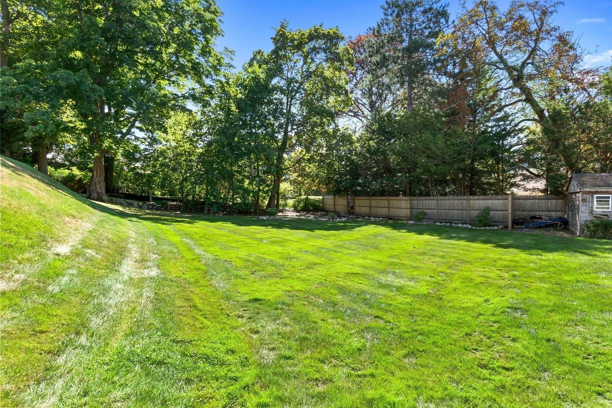 Single Family Residence at 4 Arlington Ter, Haverhill MA 01830, Haverhill, photo 38 of 42