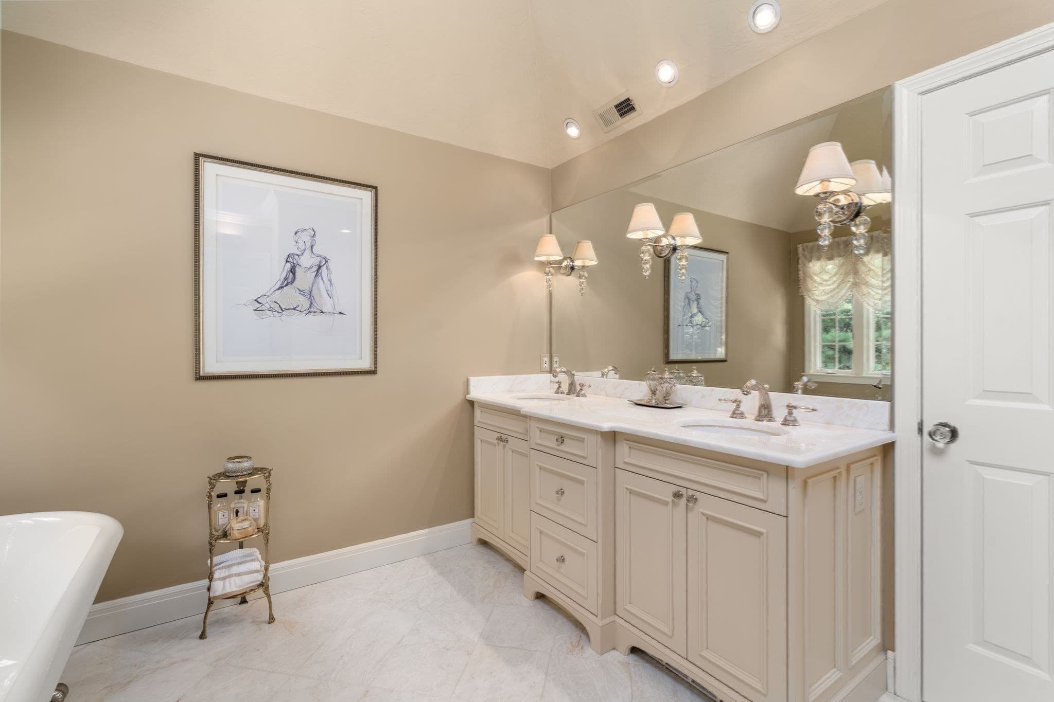 Single Family Residence at 11 Brewer Drive, Westborough MA 01581, Westborough, photo 19 of 36