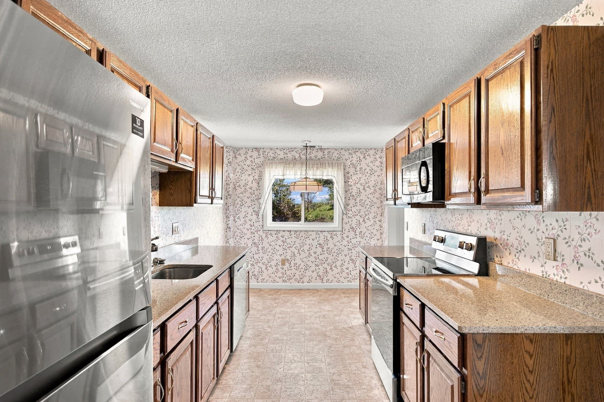 Condominium at 12 Ledgewood Way # 21, Peabody MA 01960, Peabody, photo 16 of 41