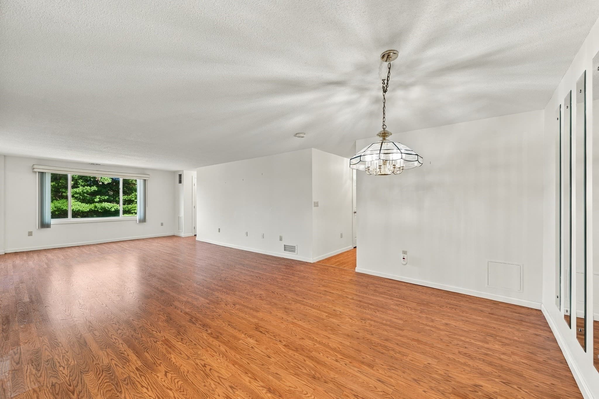 Condominium at 12 Ledgewood Way # 21, Peabody MA 01960, Peabody, photo 7 of 41