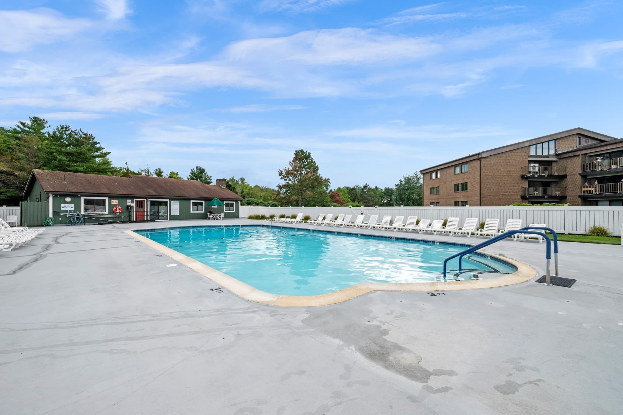 Condominium at 12 Ledgewood Way # 21, Peabody MA 01960, Peabody, photo 36 of 41