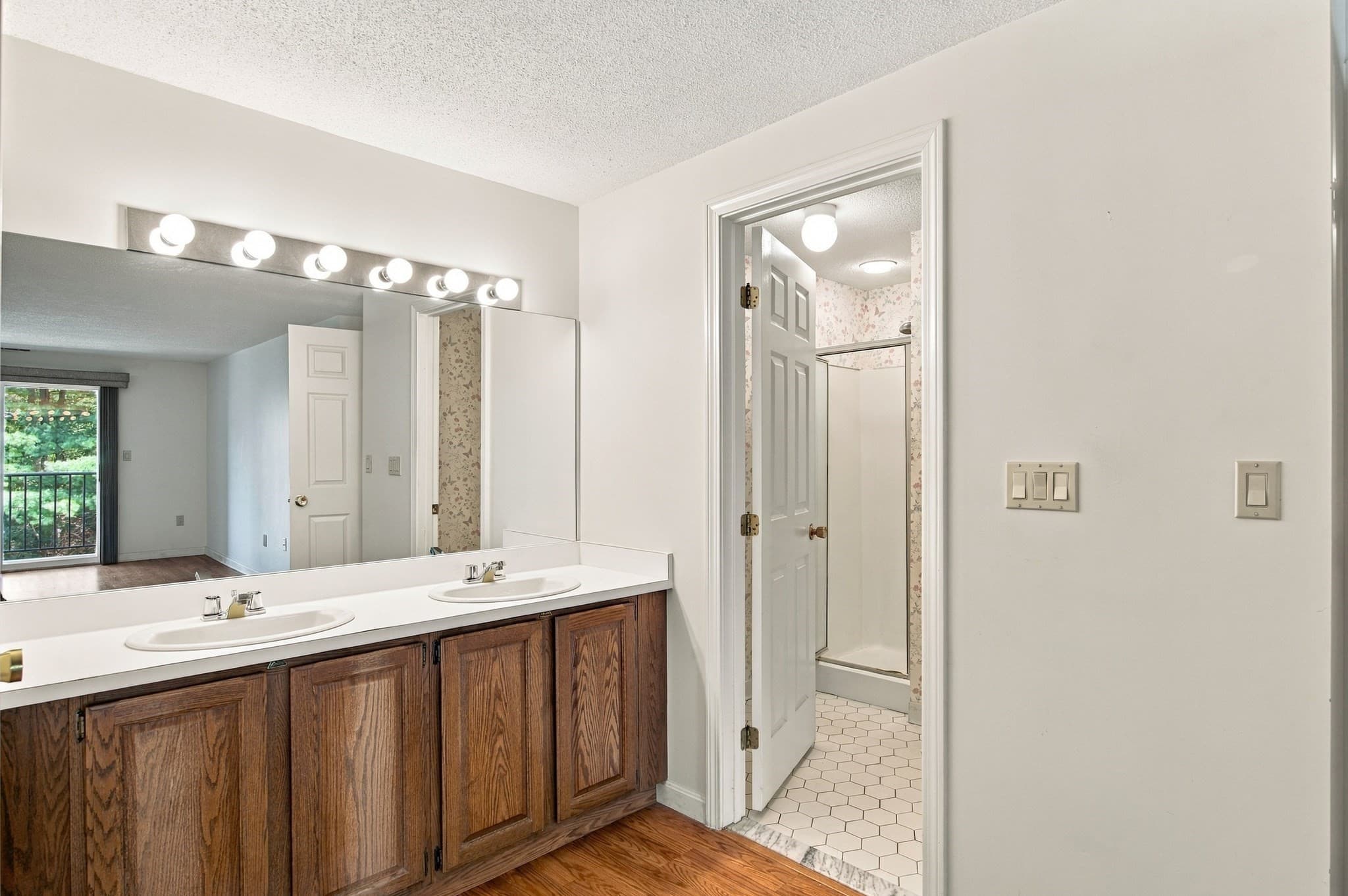 Condominium at 12 Ledgewood Way # 21, Peabody MA 01960, Peabody, photo 28 of 41