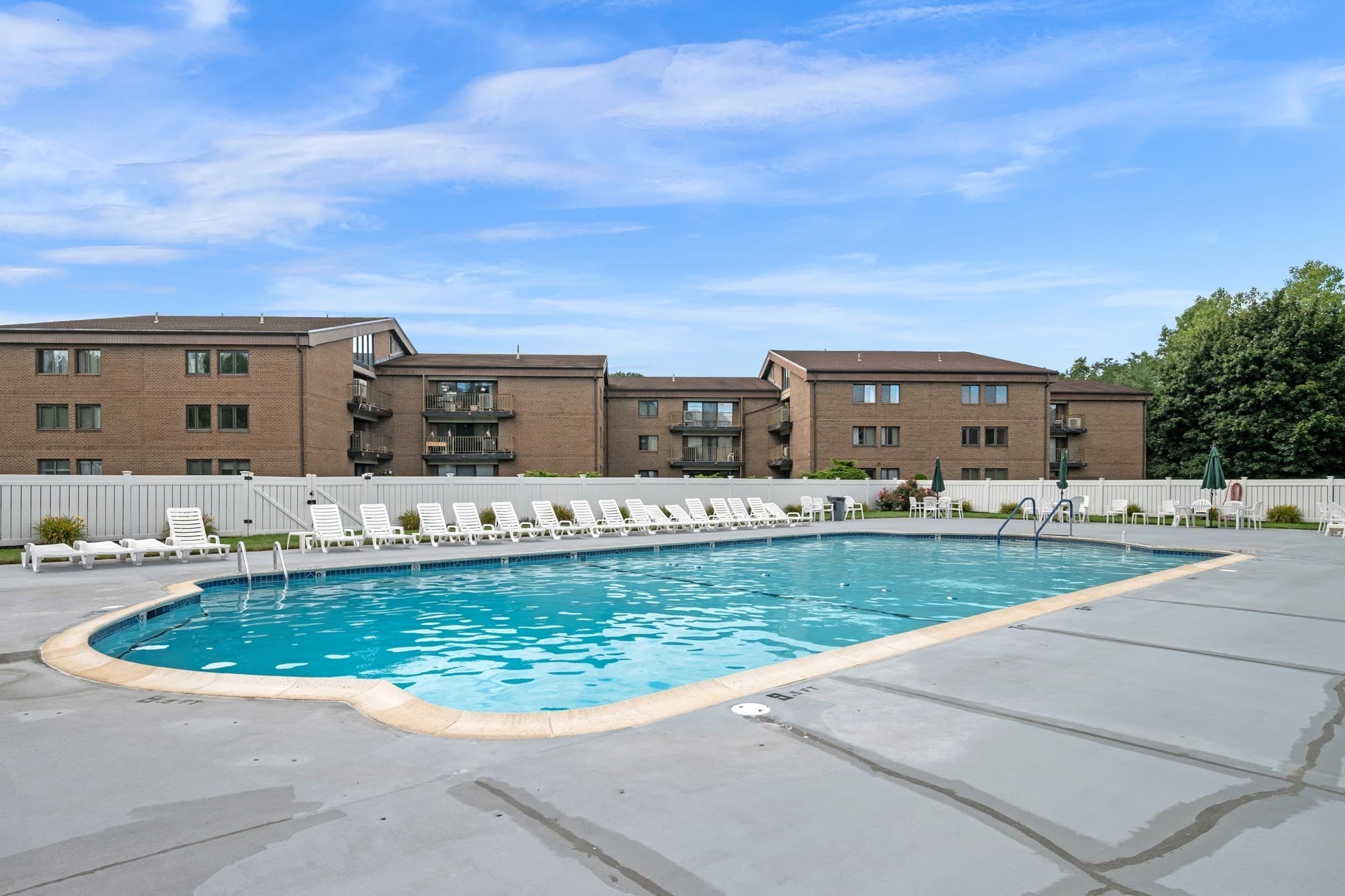 Condominium at 12 Ledgewood Way # 21, Peabody MA 01960, Peabody, photo 35 of 41