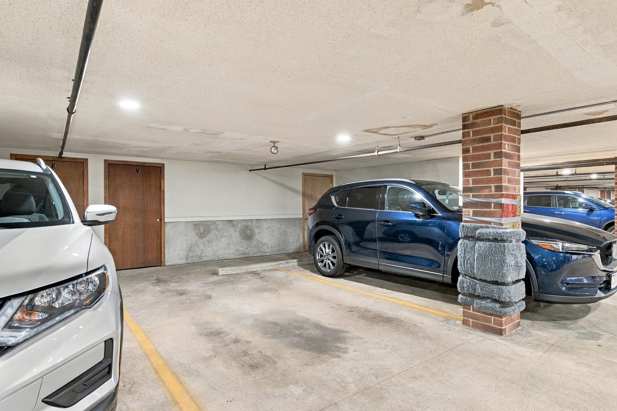 Condominium at 12 Ledgewood Way # 21, Peabody MA 01960, Peabody, photo 39 of 41