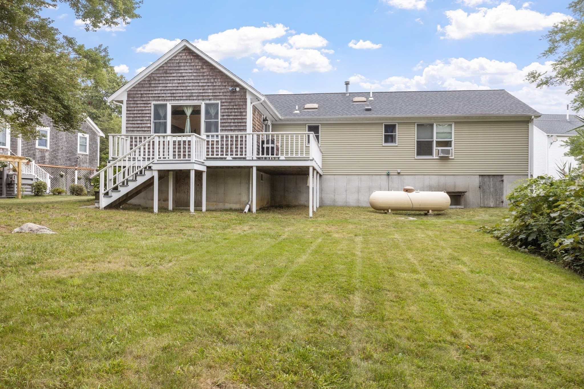 Single Family Residence at 14 Coves End Rd, Marion MA 02738, Marion, photo 32 of 38