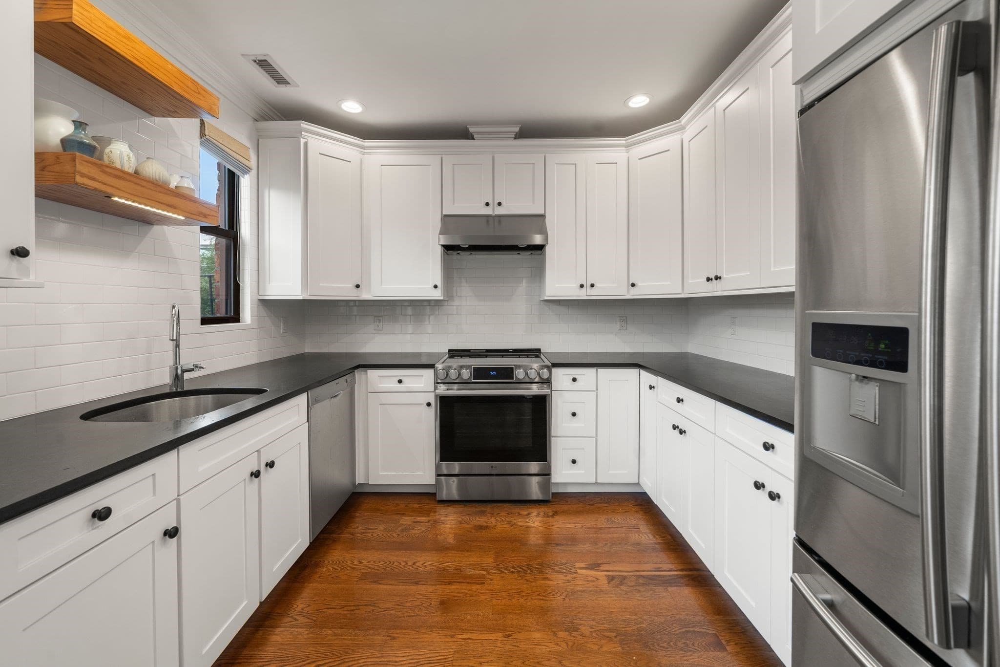 Condominium at 7 Upton Street # 4, Boston MA 02118, photo 7 of 25