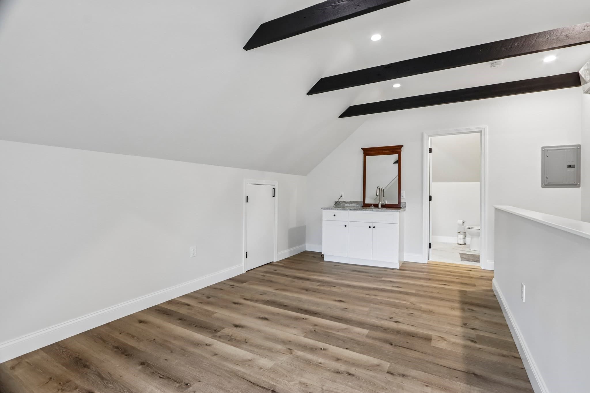 Condominium at 15 Grant # 15, Beverly MA 01915, Beverly, photo 20 of 31