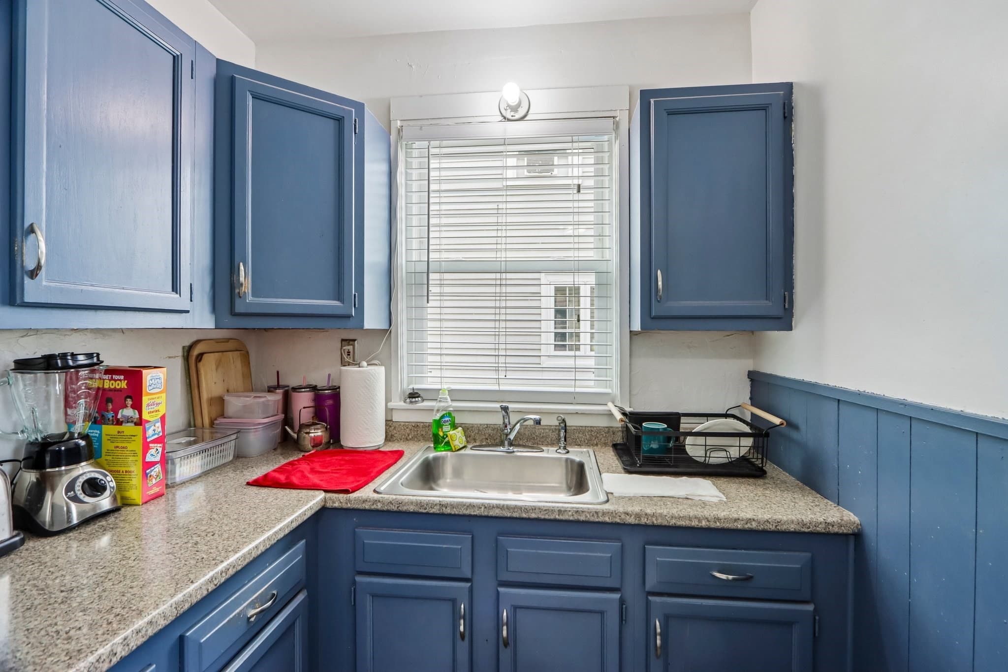 Condominium at 15 Grant # 15, Beverly MA 01915, Beverly, photo 10 of 31