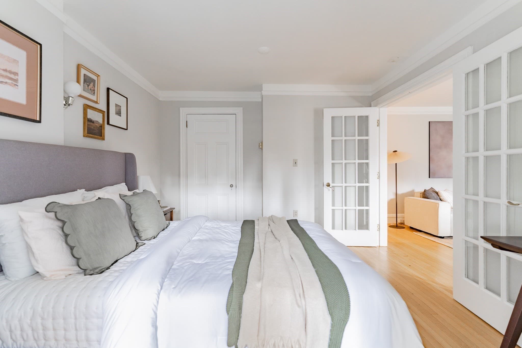 Condominium at 334 Beacon # 10, Boston MA 02116, photo 9 of 11