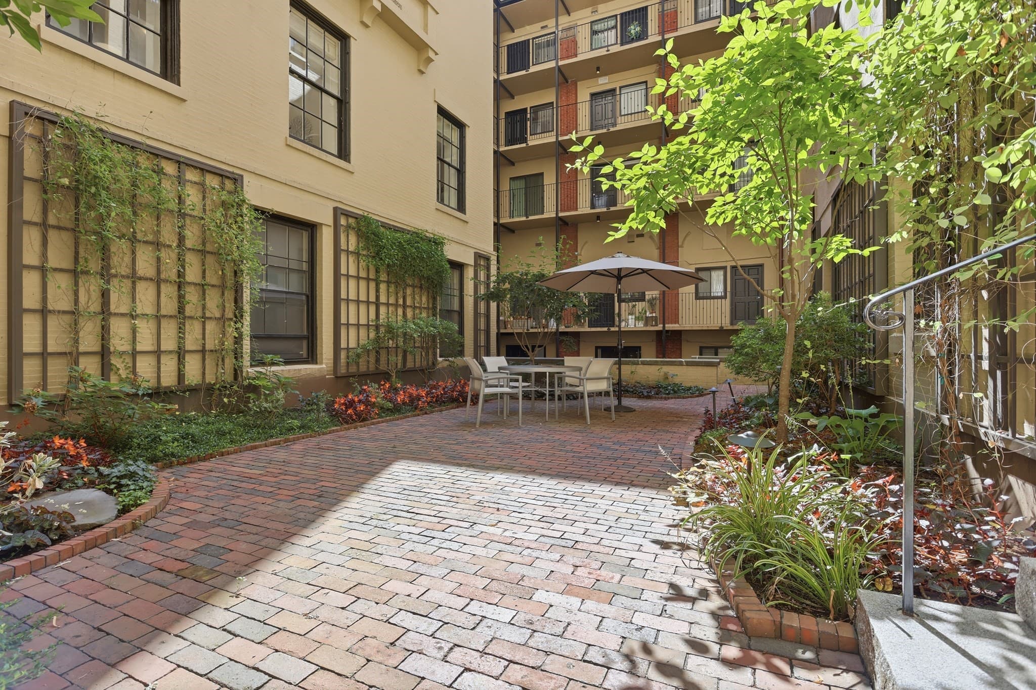 Condominium at 70 Mount Vernon St # 1B, Boston MA 02108, Boston, photo 22 of 26