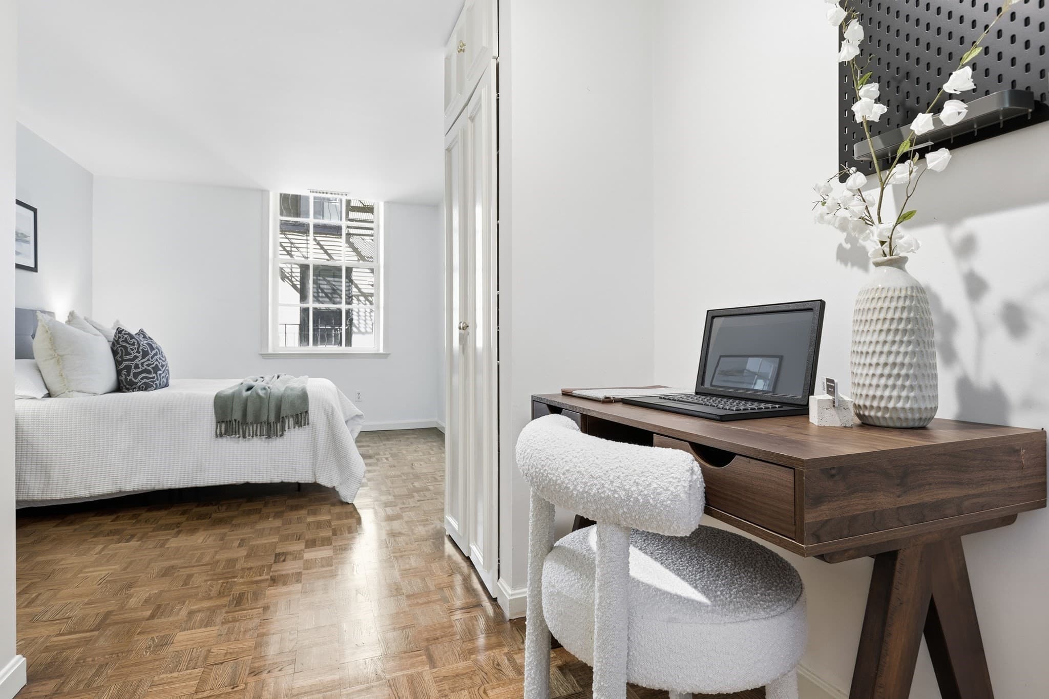 Condominium at 70 Mount Vernon St # 1B, Boston MA 02108, Boston, photo 18 of 26