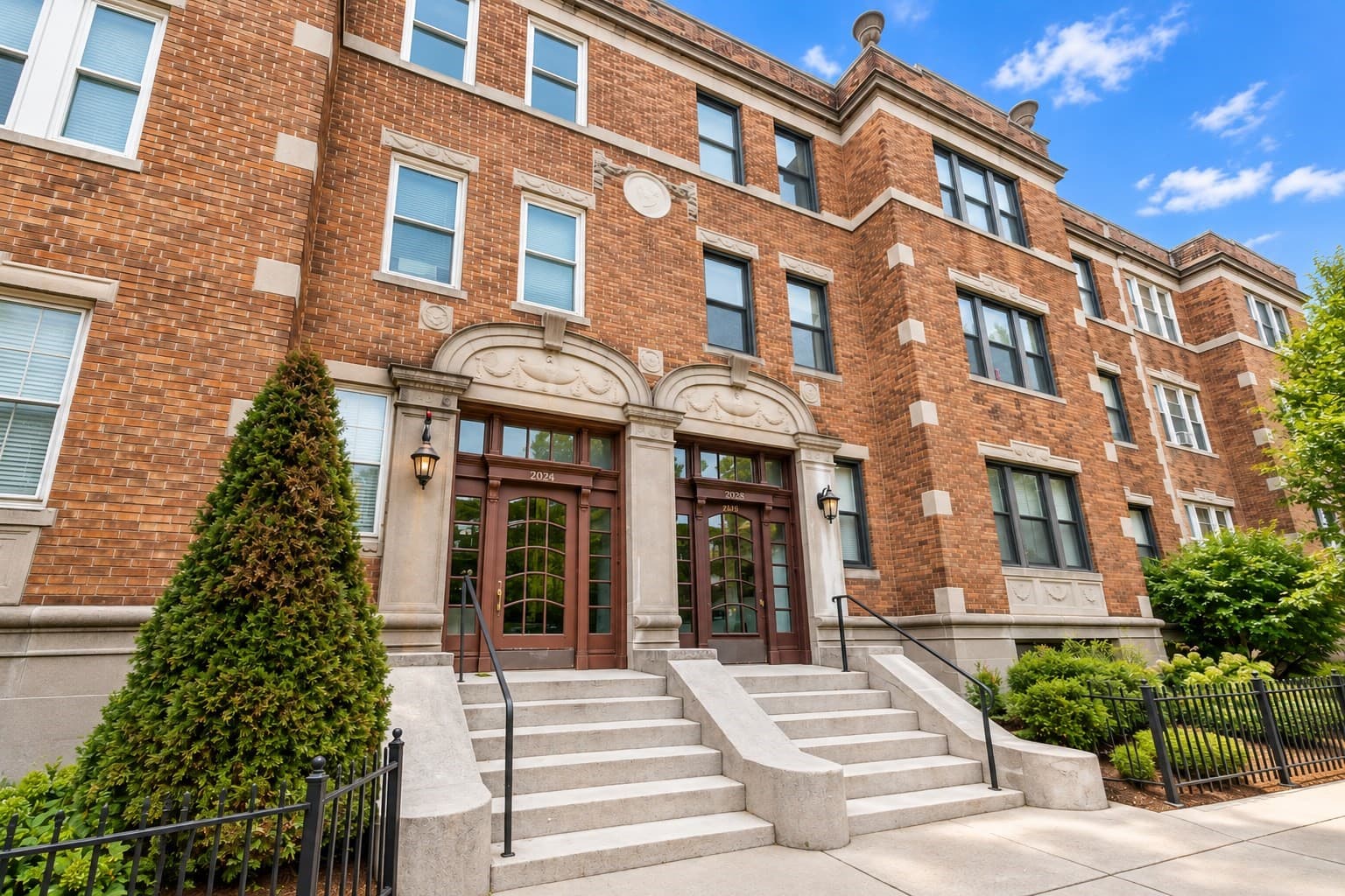 2021 Commonwealth Ave # B, Boston MA 02135