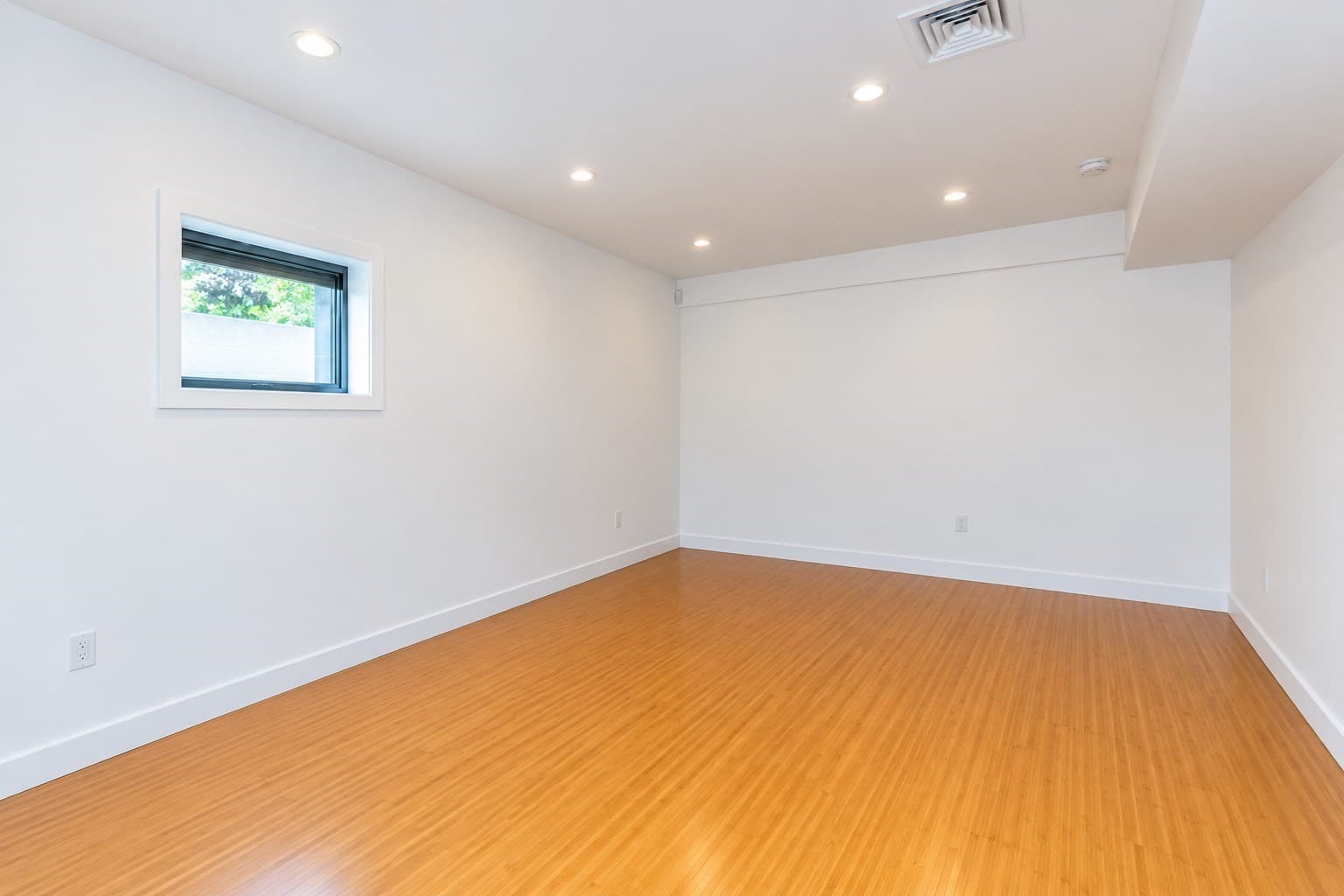 Condominium at 2021 Commonwealth Ave # B, Boston MA 02135, photo 11 of 16