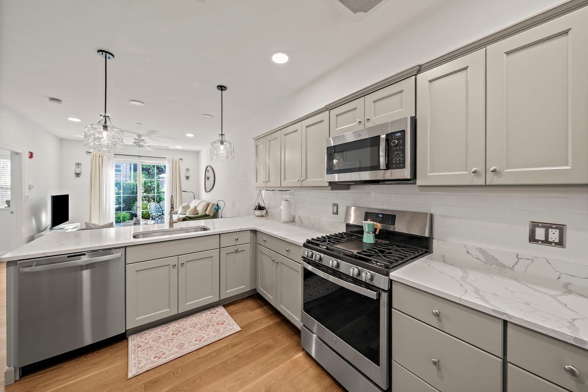 Condominium at 200 Revere St # 4105, Canton MA 02021, Canton, photo 7 of 34