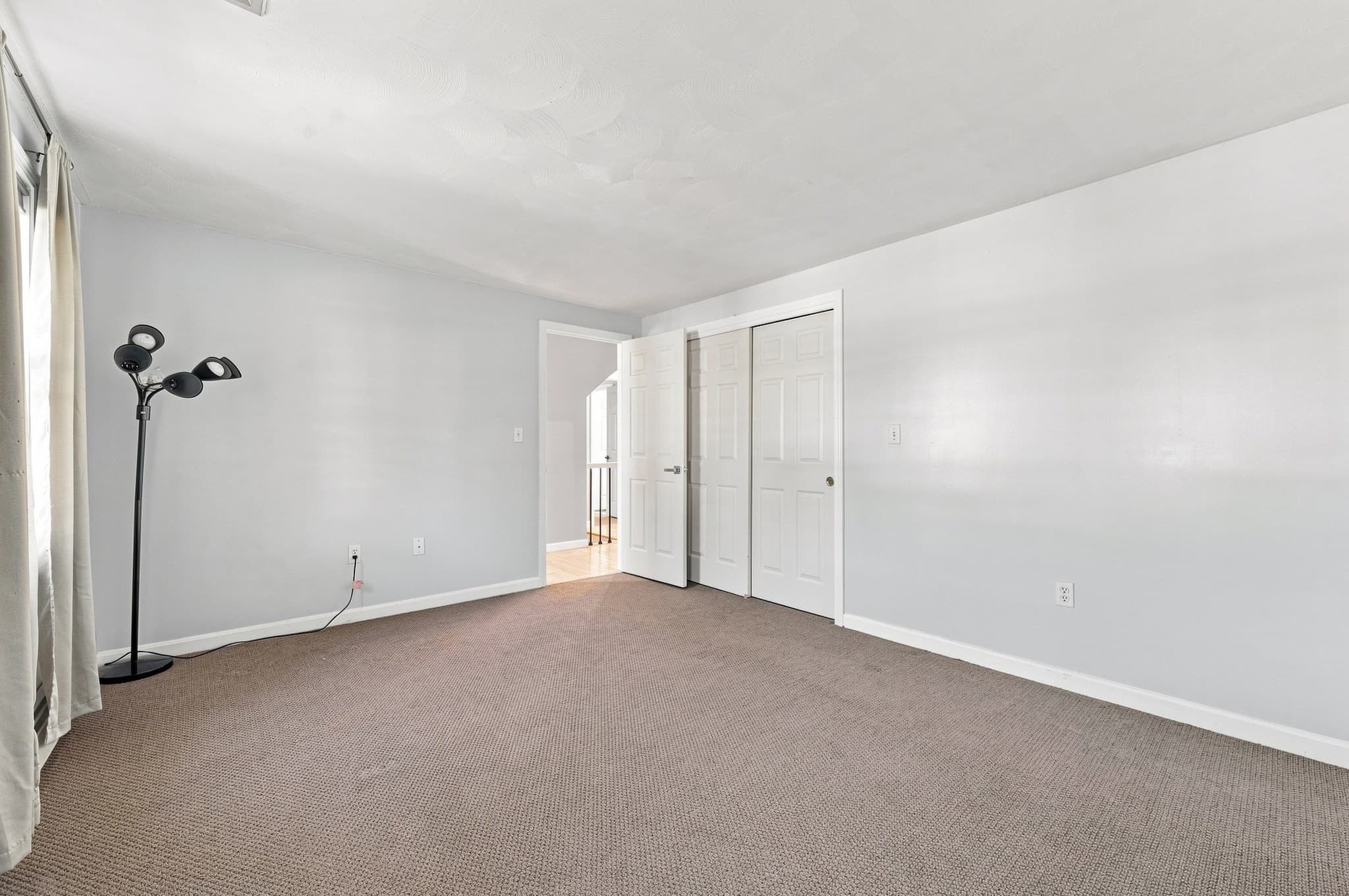 Single Family Residence at 5 Lady Slipper Ln, Methuen MA 01844, Methuen, photo 27 of 41