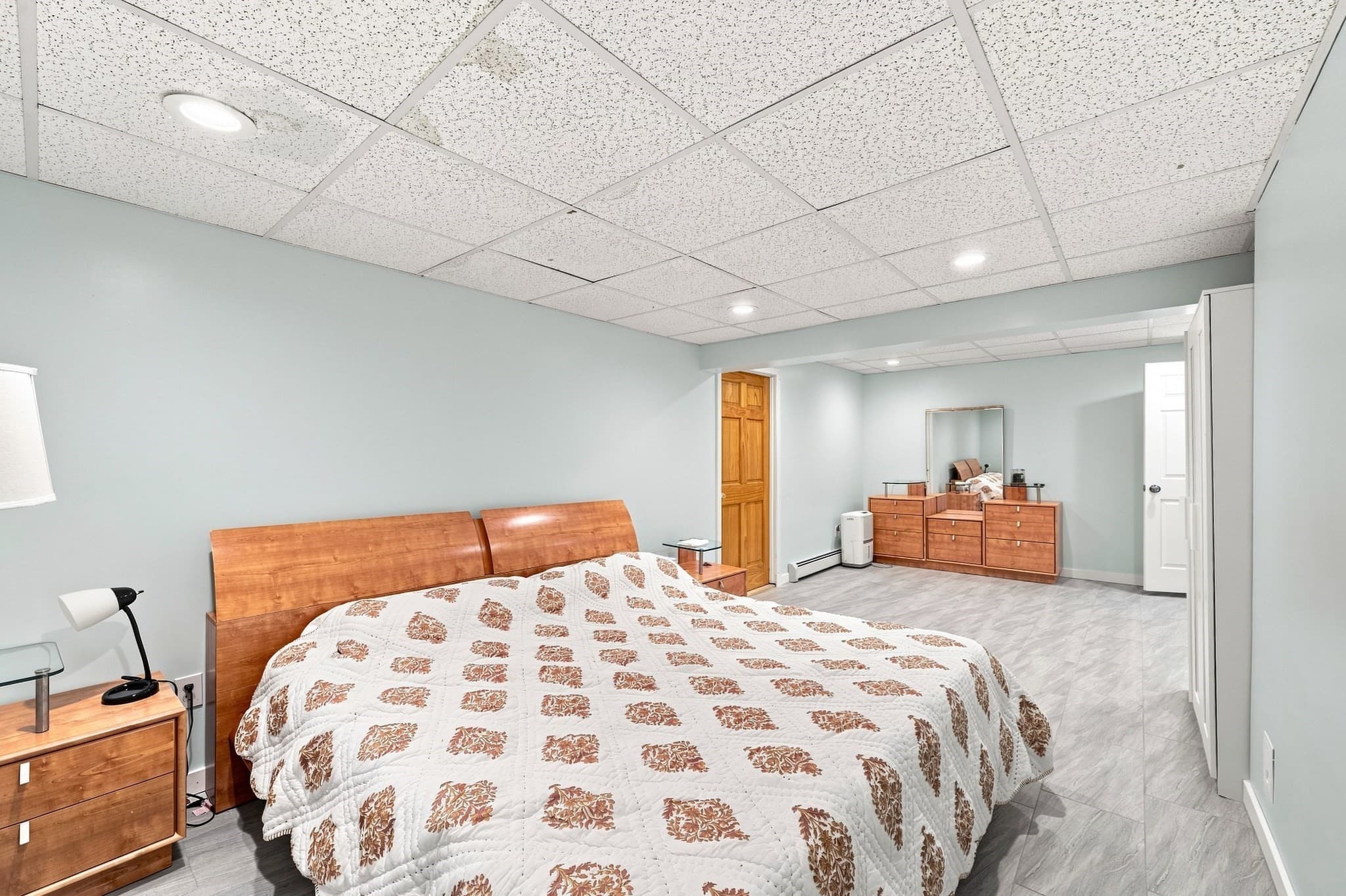 Single Family Residence at 5 Lady Slipper Ln, Methuen MA 01844, Methuen, photo 33 of 41