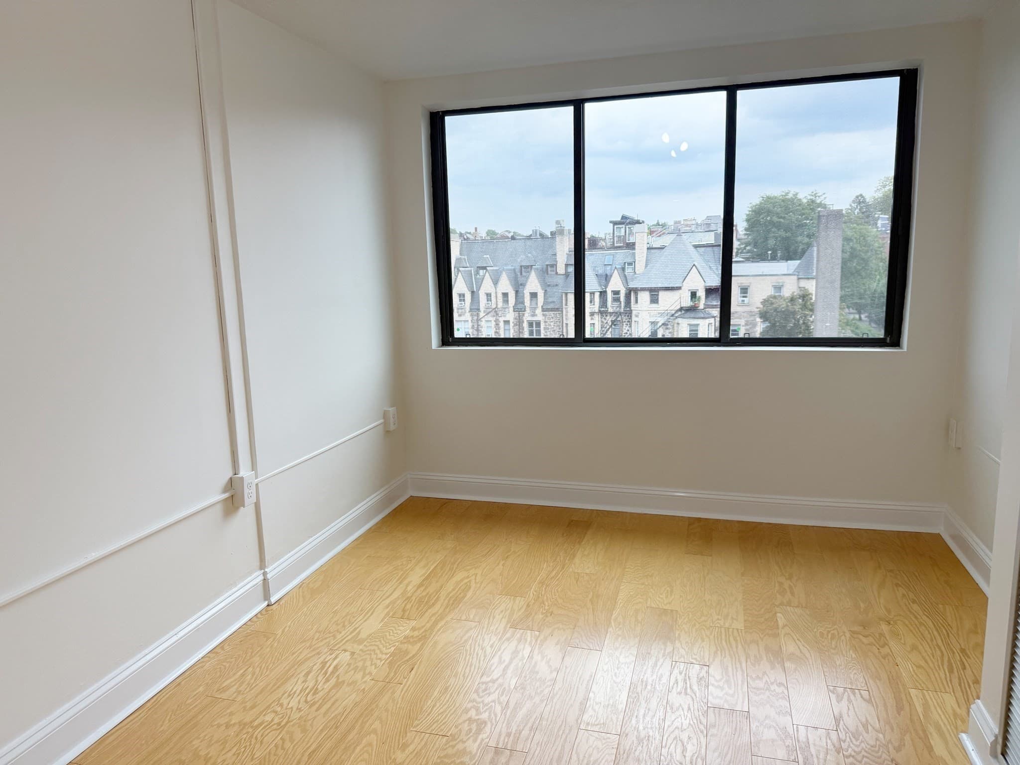 Condominium at 1731 Beacon St # 713, Brookline MA 02445, Brookline, photo 23 of 40