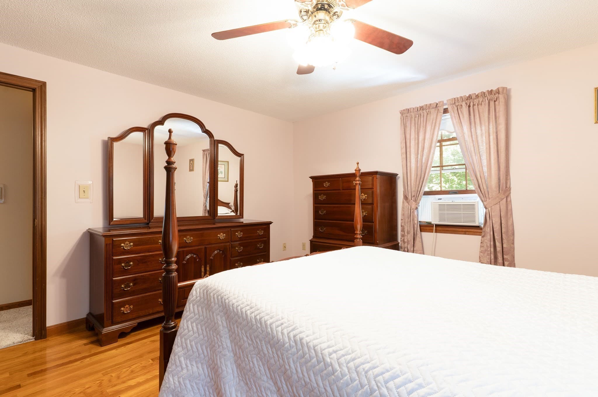 Single Family Residence at 14 Delaney Ave, Dudley MA 01571, Dudley, photo 22 of 40