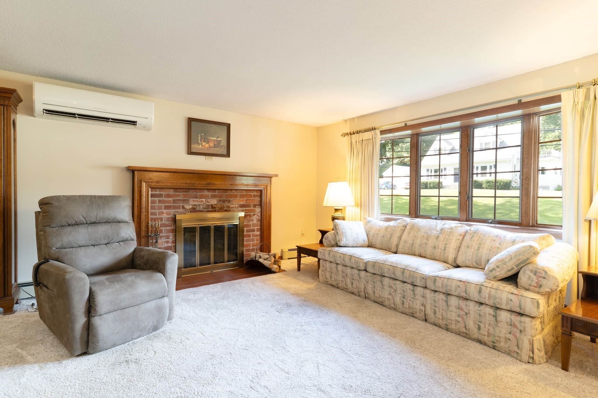 Single Family Residence at 14 Delaney Ave, Dudley MA 01571, Dudley, photo 4 of 40