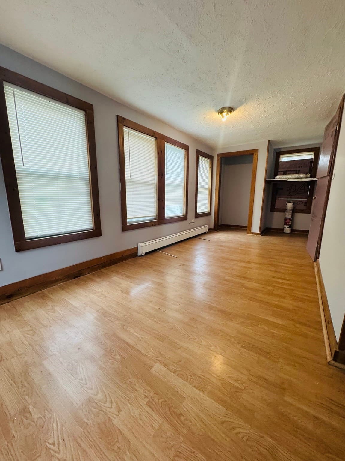Multi Family at 3 Lynn Street, Fitchburg MA 01420, Fitchburg, photo 3 of 12