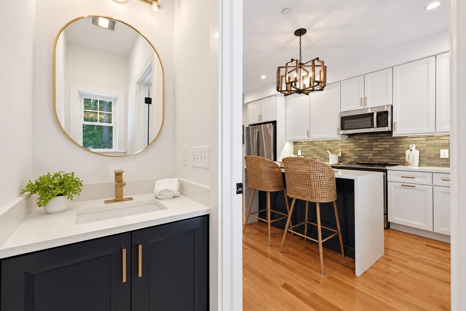Condominium at 34 Linwood Ave # 34, Melrose MA 02176, Melrose, photo 13 of 42