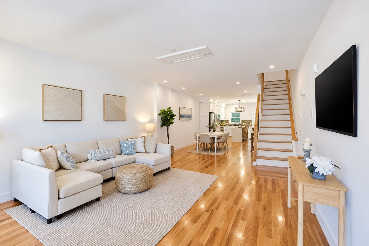 Condominium at 34 Linwood Ave # 34, Melrose MA 02176, Melrose, photo 7 of 42