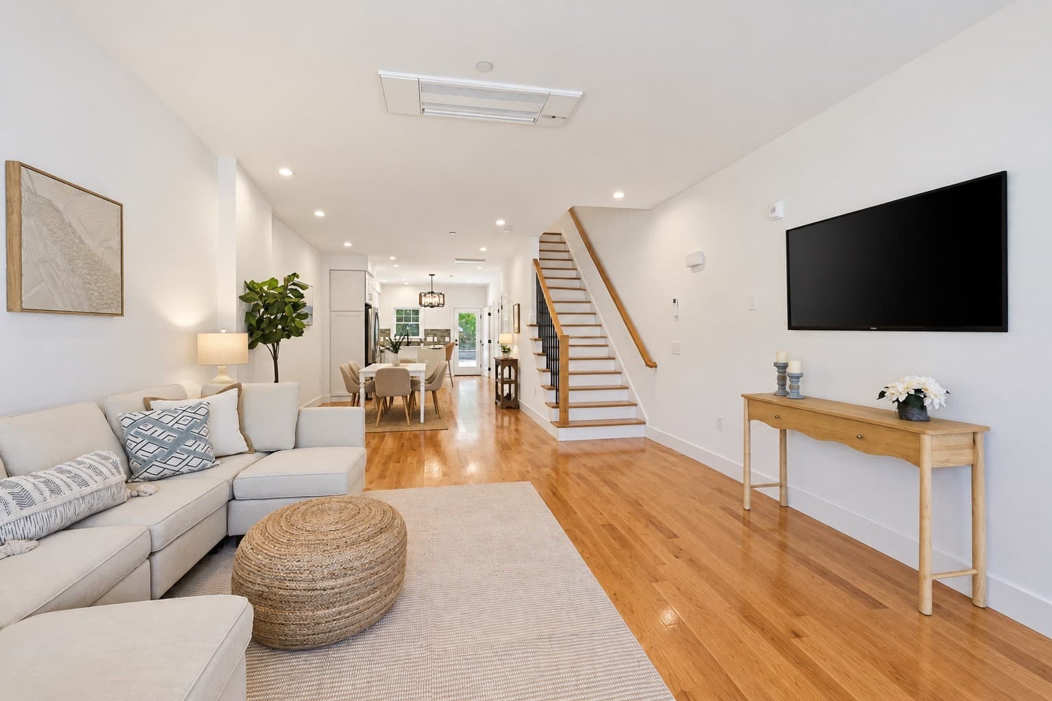 Condominium at 34 Linwood Ave # 34, Melrose MA 02176, Melrose, photo 8 of 42