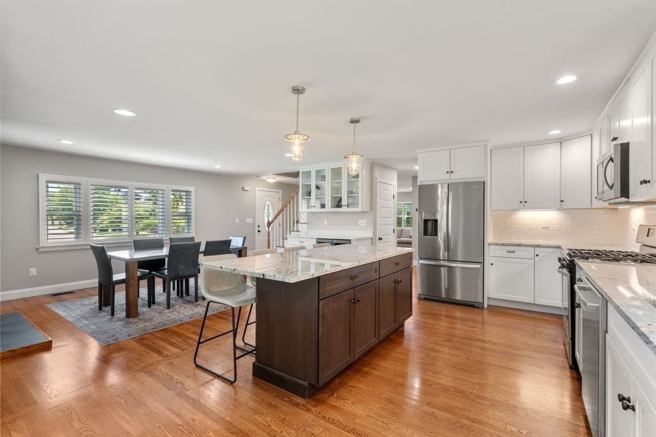 Single Family Residence at 72 Bornwood Drive, Norwood MA 02062, Norwood, photo 5 of 25