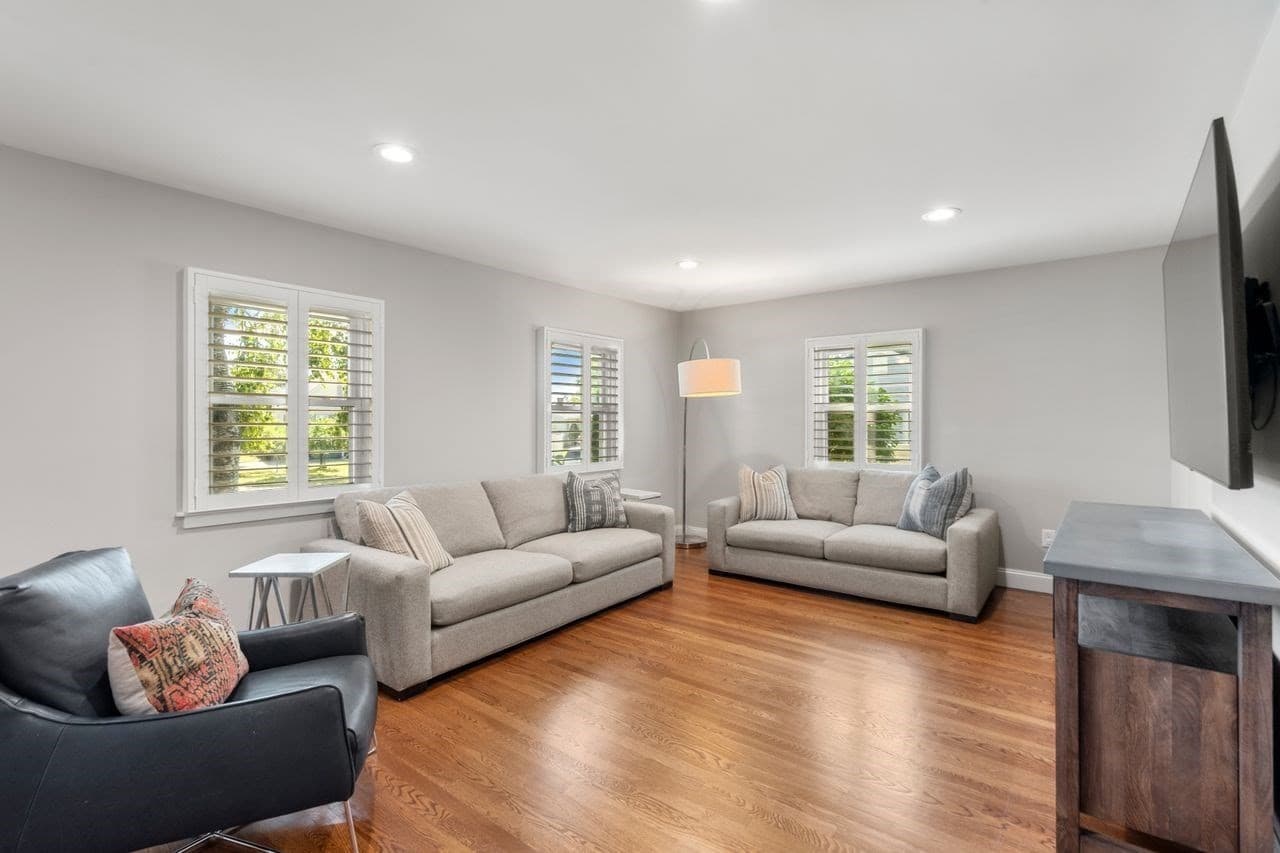Single Family Residence at 72 Bornwood Drive, Norwood MA 02062, Norwood, photo 11 of 25
