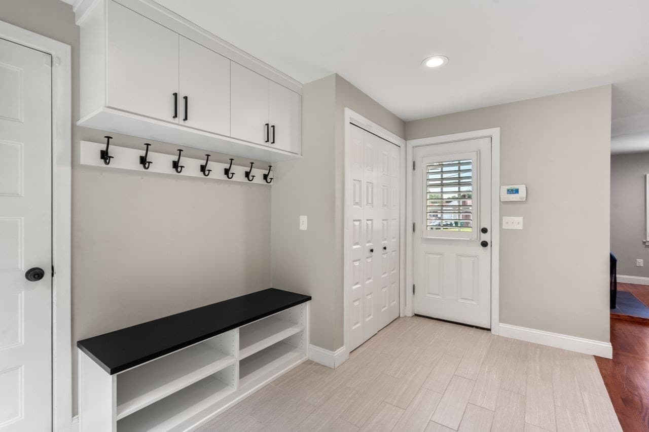 Single Family Residence at 72 Bornwood Drive, Norwood MA 02062, Norwood, photo 4 of 25