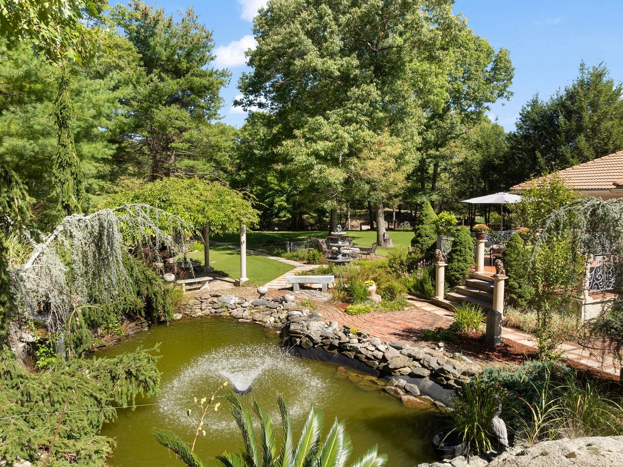 Single Family Residence at 22 Brook View Dr, Scituate RI 02831, Scituate, photo 19 of 41