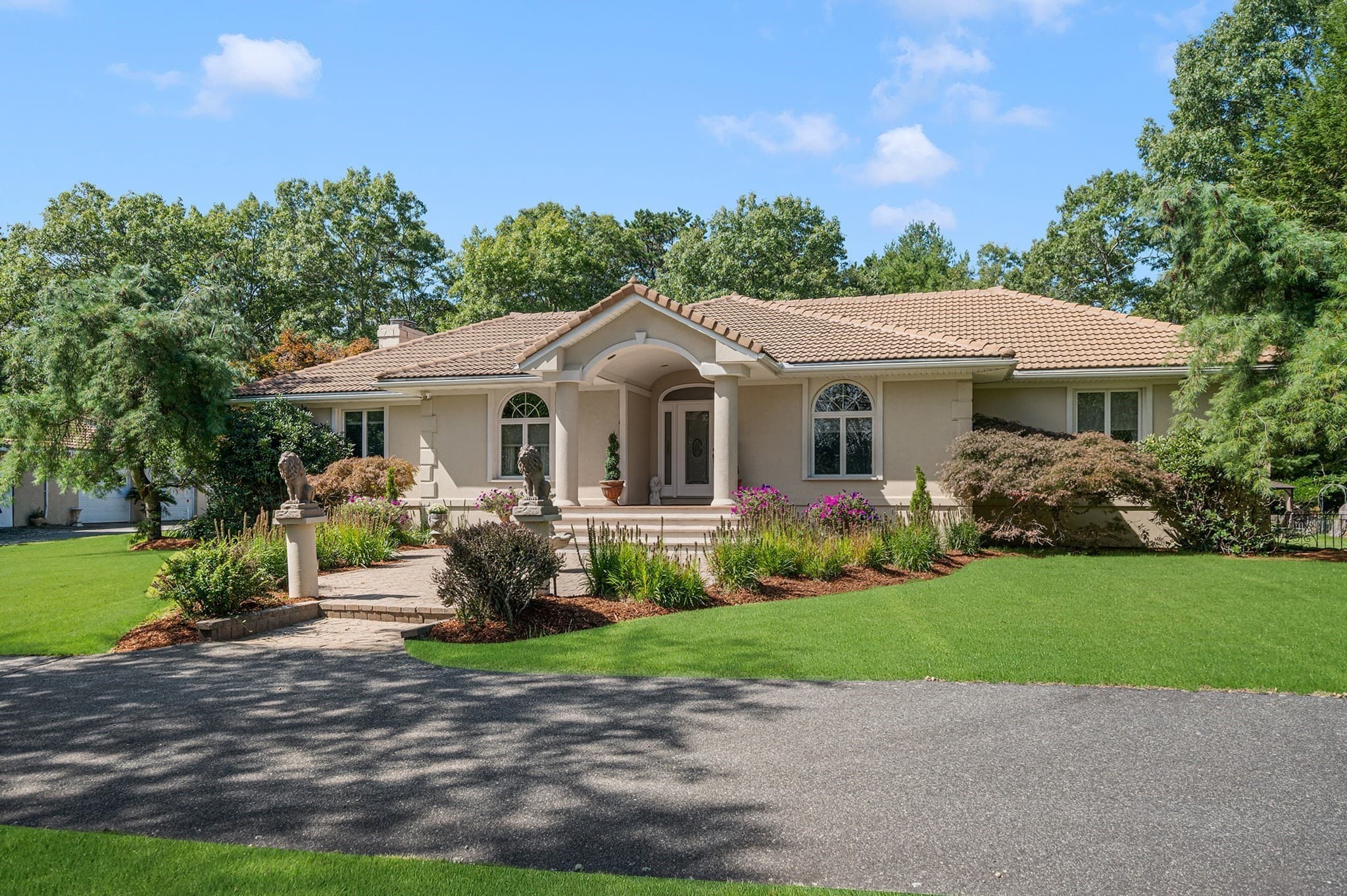 Single Family Residence at 22 Brook View Dr, Scituate RI 02831, Scituate, photo 40 of 41