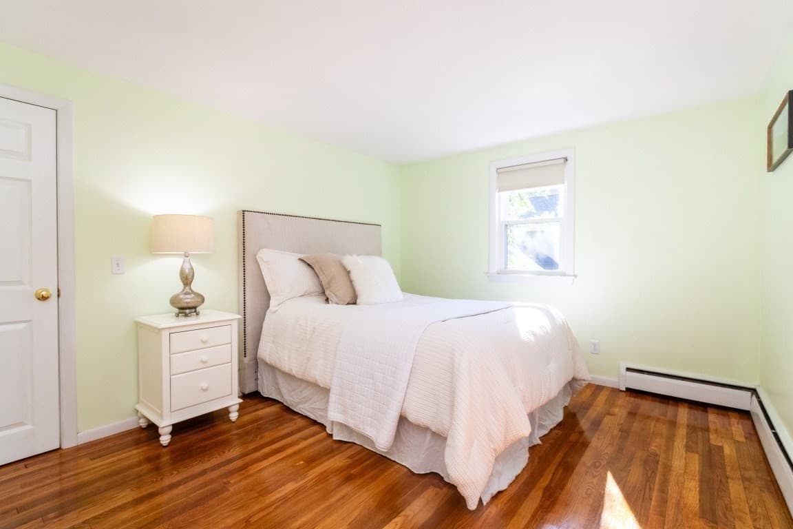 Single Family Residence at 32 Vfw Pkwy, Boston MA 02467, Boston, photo 9 of 19