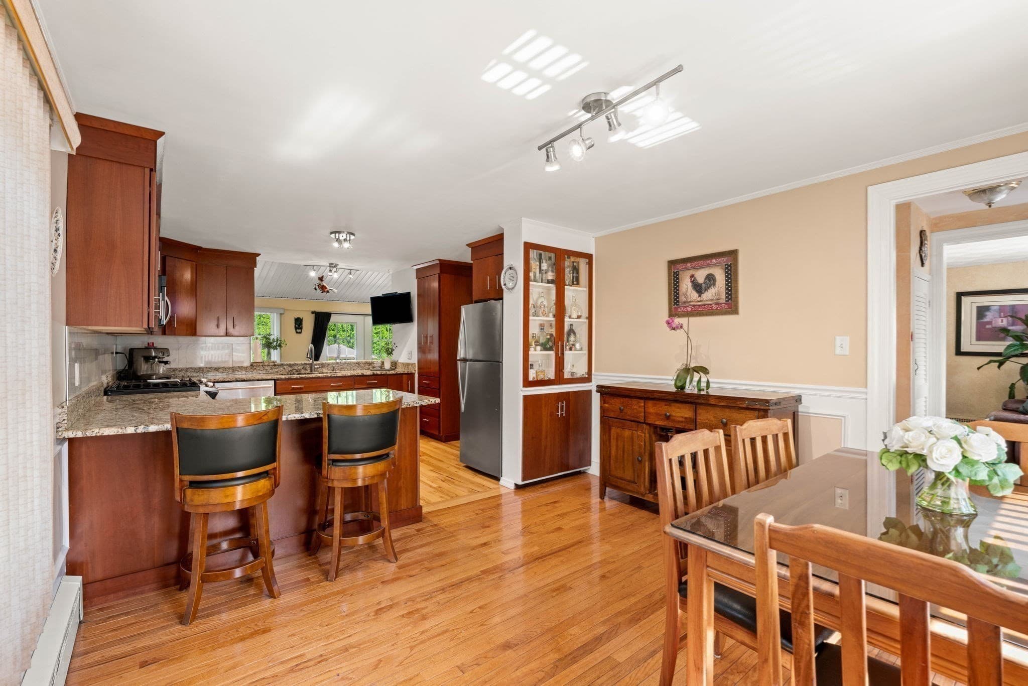 Single Family Residence at 52 Thornton Ave, Methuen MA 01844, Methuen, photo 6 of 32