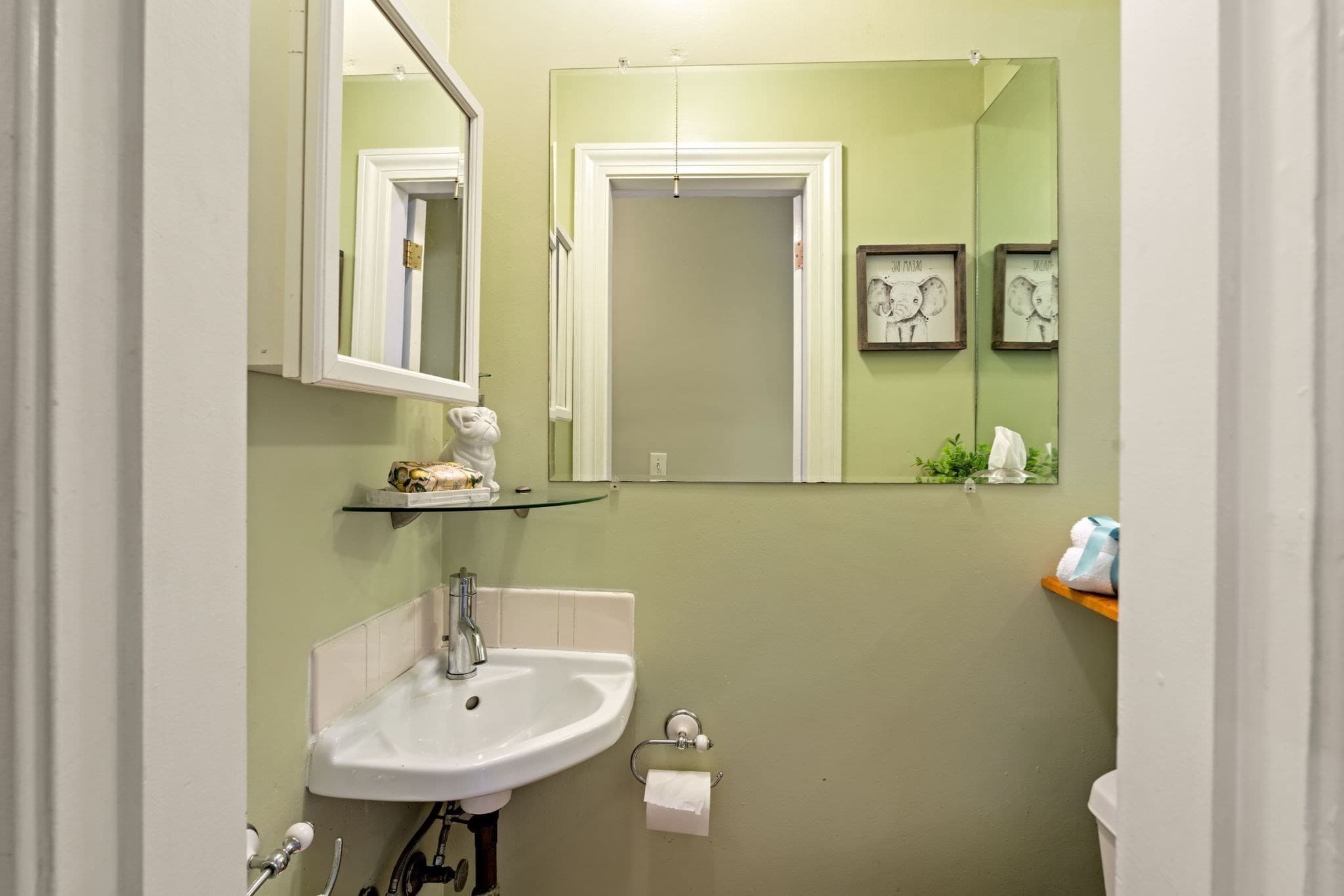 Single Family Residence at 52 Thornton Ave, Methuen MA 01844, Methuen, photo 13 of 32