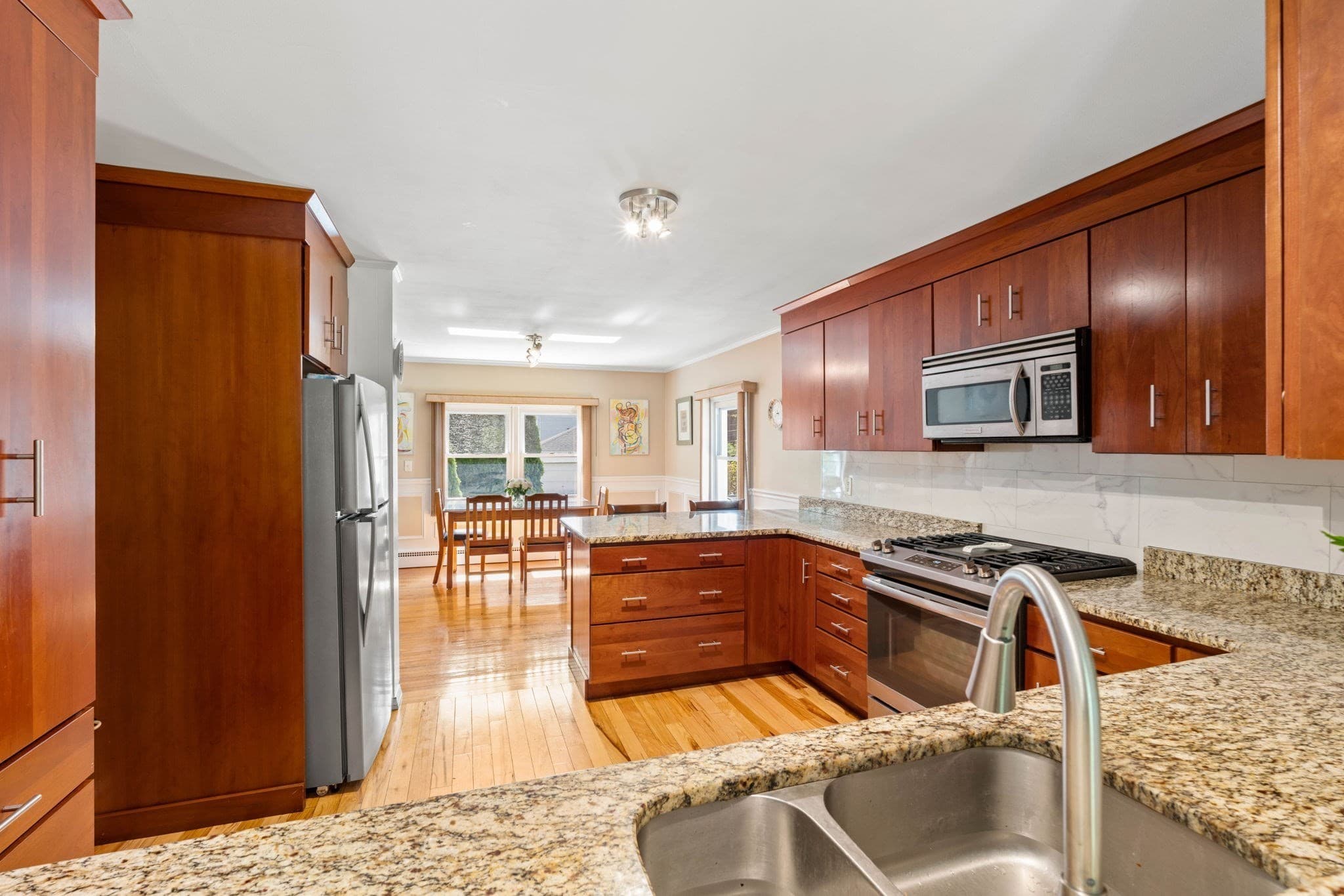 Single Family Residence at 52 Thornton Ave, Methuen MA 01844, Methuen, photo 7 of 32