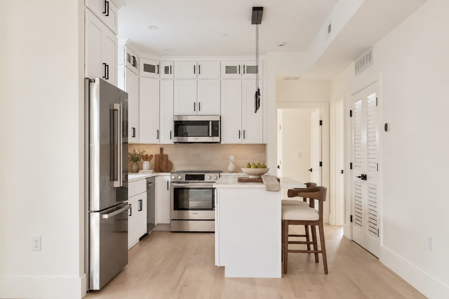 Condominium at 387 Norfolk St # 2, Cambridge MA 02139, Cambridge, photo 4 of 22