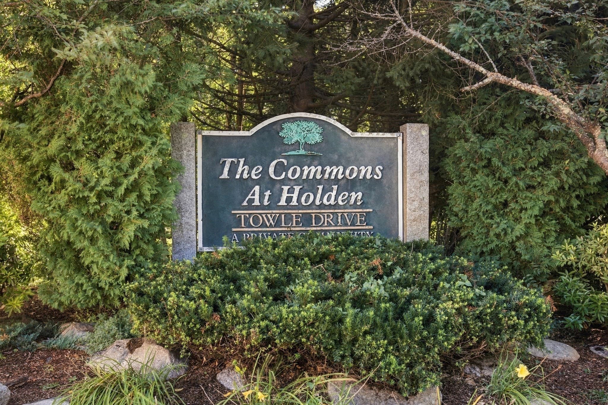 Condominium at 11 Towle Drive # 11, Holden MA 01520, Holden, photo 31 of 32