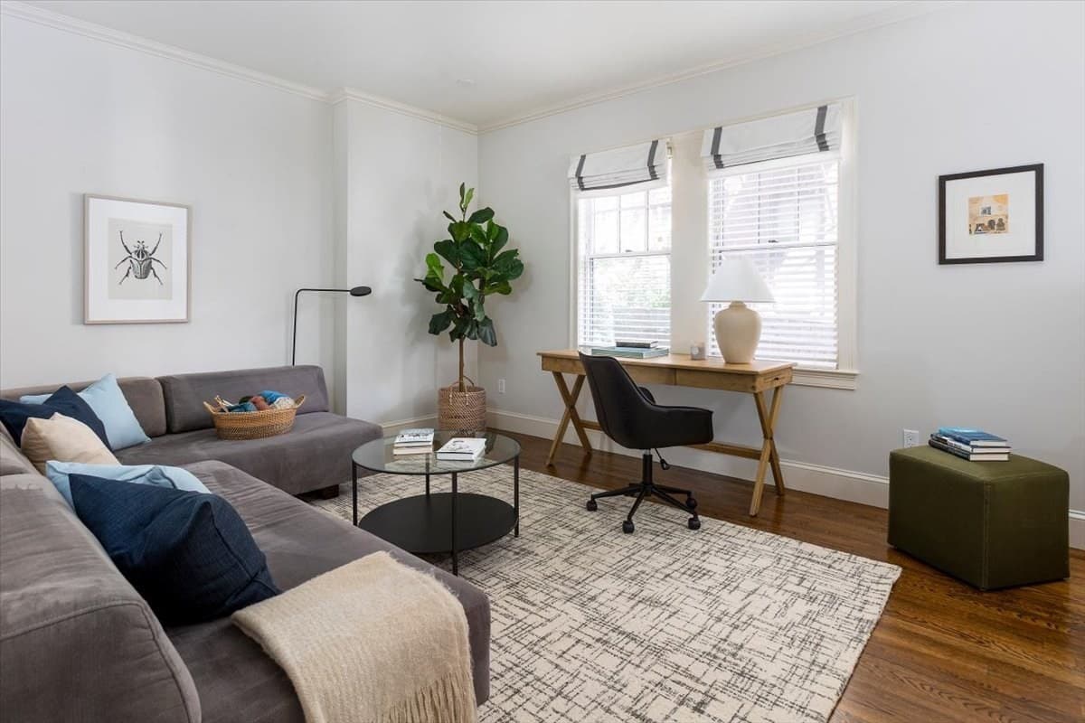 Condominium at 17 Davis Ave. # 1, Brookline MA 02445, Brookline, photo 9 of 17