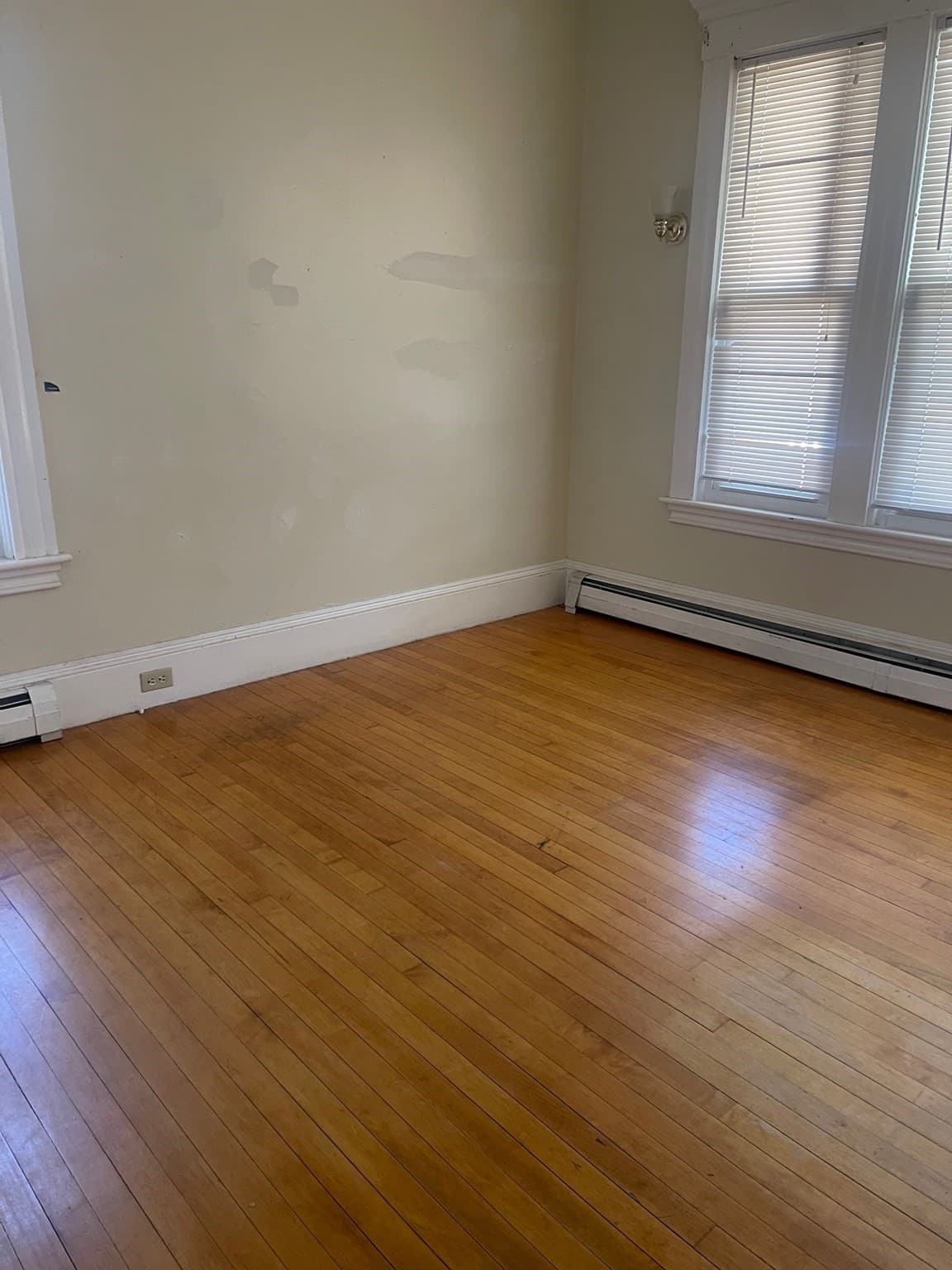 3 Family at 99 Milk St, Fitchburg MA 01420, Fitchburg, photo 6 of 20