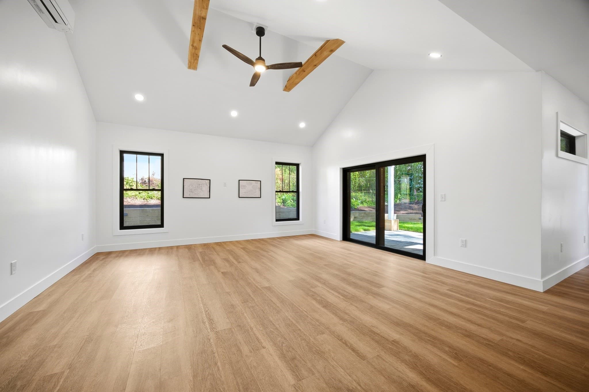 Single Family Residence at 15 Mckinley Ave, South Hadley MA 01075, South Hadley, photo 11 of 42