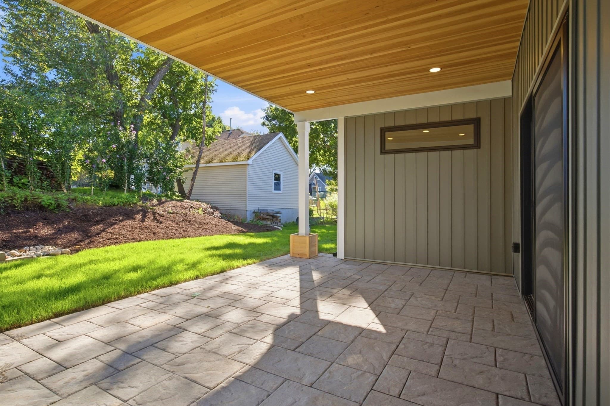 Single Family Residence at 15 Mckinley Ave, South Hadley MA 01075, South Hadley, photo 25 of 42